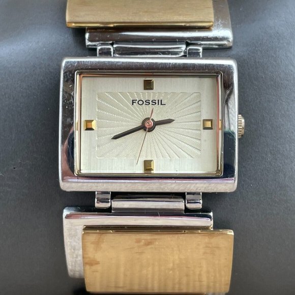 Fossil Accessories - Fossil F2 Women Wristwatch Analog Quartz Ladies Gold/Silver Watch ES-1866